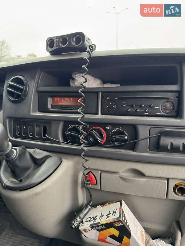 Грузопассажирский фургон Renault Master 2007 в Киеве