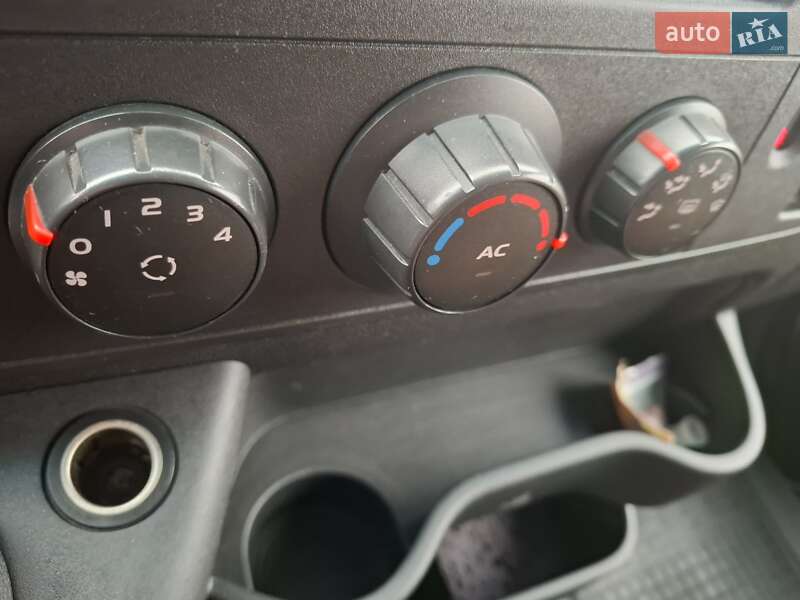 Минивэн Renault Master 2015 в Черкассах фото 22 Минивэн Renault Master 2015 в Черкассах