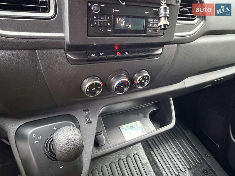 Грузовой фургон Renault Master 2022 в Тернополе