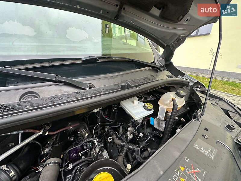 Грузовой фургон Renault Master 2022 в Киеве