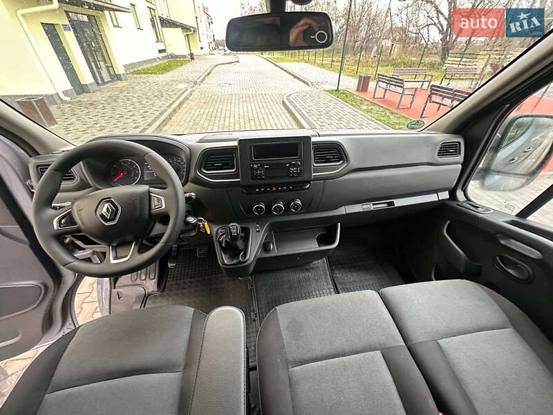 Грузовой фургон Renault Master 2022 в Киеве