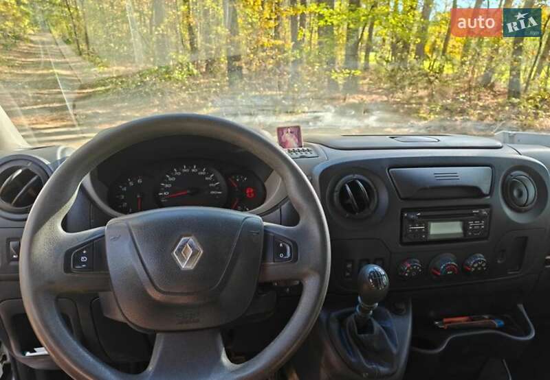 Грузовой фургон Renault Master 2016 в Тернополе