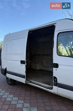 Вантажний фургон Renault Master 1999 в Любомлі