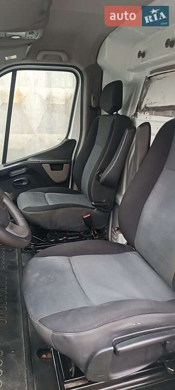 Грузовой фургон Renault Master 2014 в Киеве