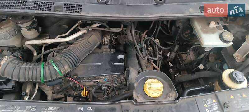 Грузовой фургон Renault Master 2014 в Киеве