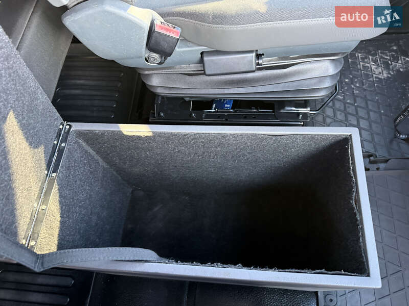 Автовоз Renault Master 2017 в Луцьку