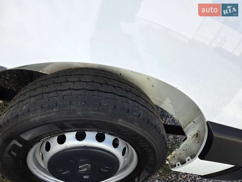 Вантажний фургон Renault Master 2017 в Одесі