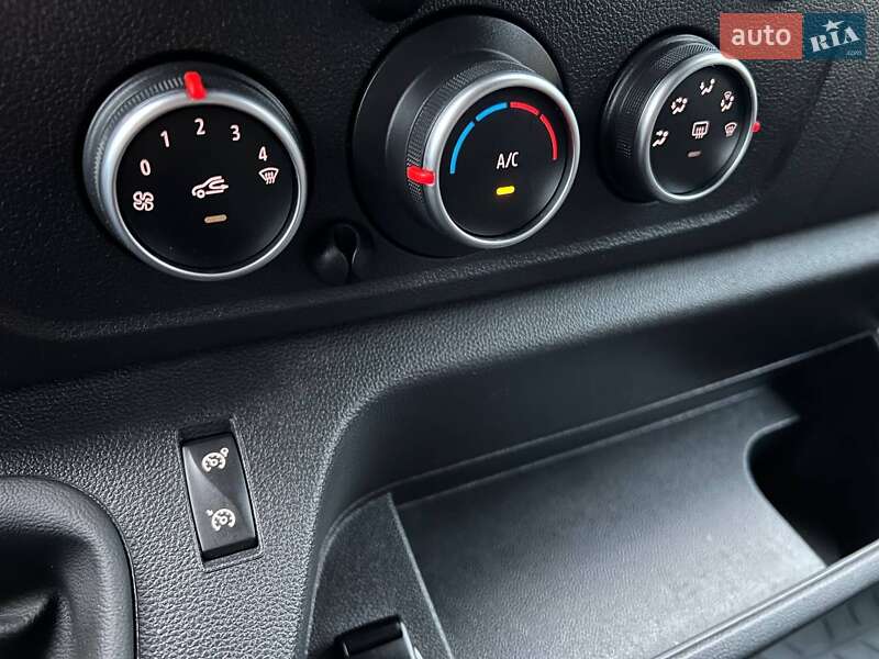 Тентованый Renault Master 2021 в Киеве