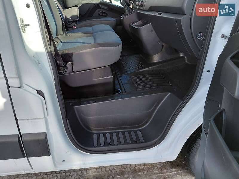 Грузовой фургон Renault Master 2022 в Ивано-Франковске