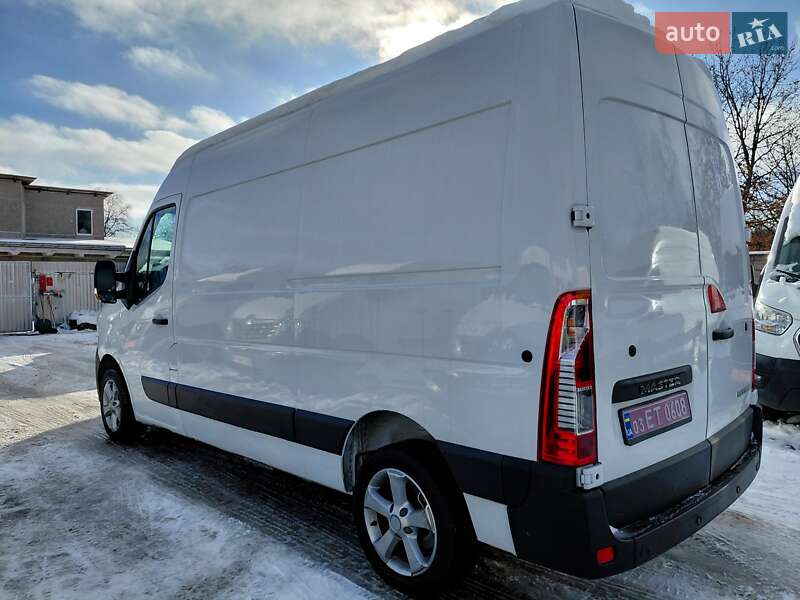 Грузовой фургон Renault Master 2022 в Ивано-Франковске