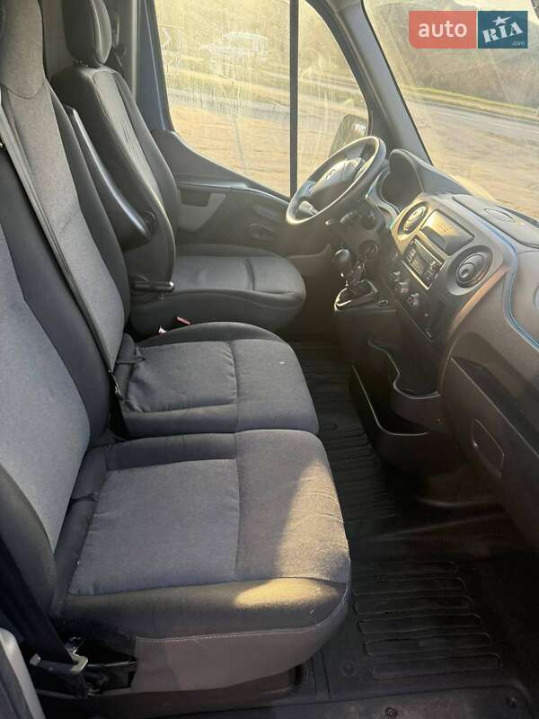 Тентованый Renault Master 2018 в Львове