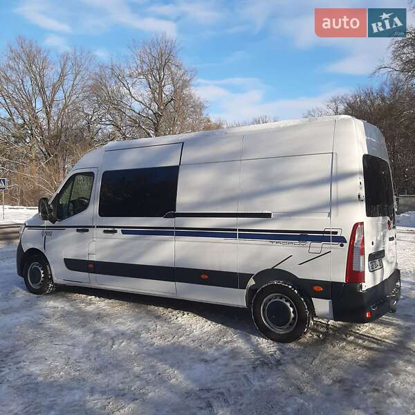 Вантажний фургон Renault Master 2022 в Полтаві