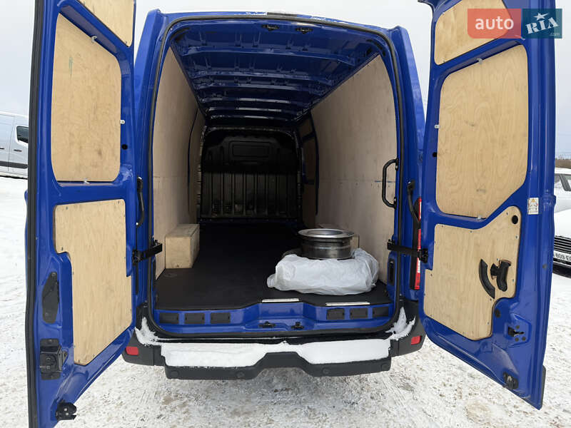 Грузовой фургон Renault Master 2022 в Дубно