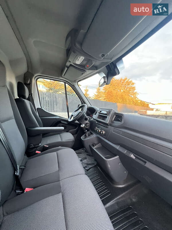 Грузовой фургон Renault Master 2021 в Луцке