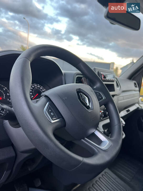 Грузовой фургон Renault Master 2021 в Луцке