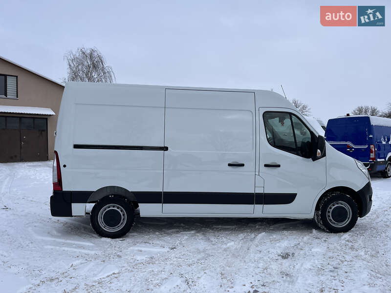 Грузовой фургон Renault Master 2016 в Дубно