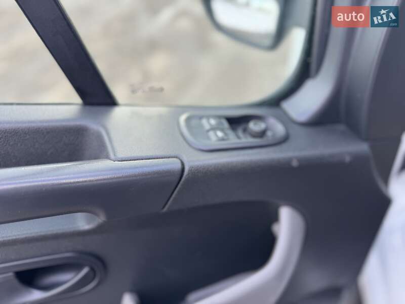 Грузовой фургон Renault Master 2017 в Дубно