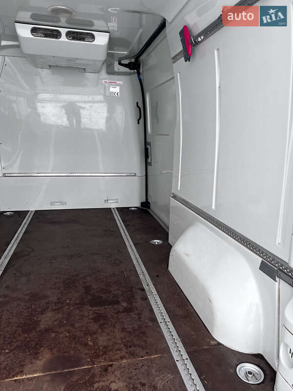 Мікроавтобус вантажний (до 3,5т) Renault Master 2016 в Вінниці фото 34 Мікроавтобус вантажний (до 3,5т) Renault Master 2016 в Вінниці