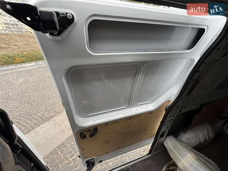 Мікроавтобус вантажний (до 3,5т) Renault Master 2021 в Дніпрі фото 20 Мікроавтобус вантажний (до 3,5т) Renault Master 2021 в Дніпрі