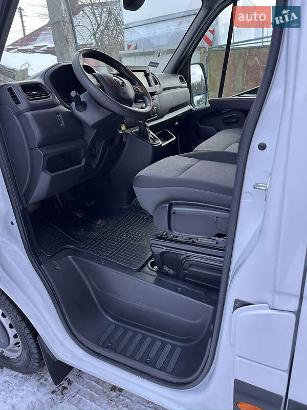 Грузовой фургон Renault Master 2021 в Львове