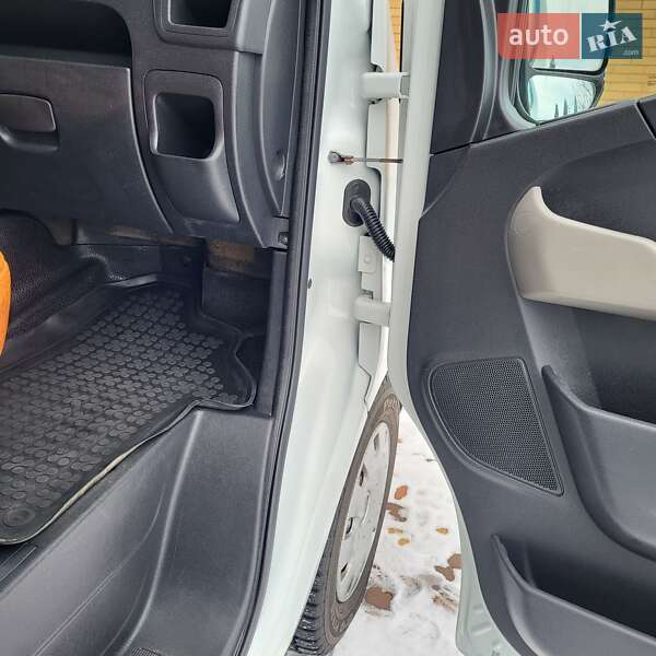 Грузовой фургон Renault Master 2014 в Смеле