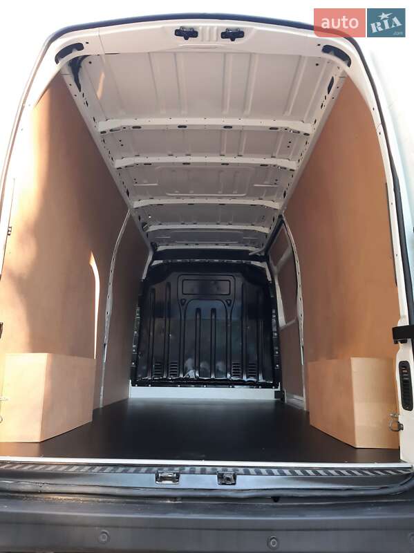 Грузовой фургон Renault Master 2018 в Полтаве