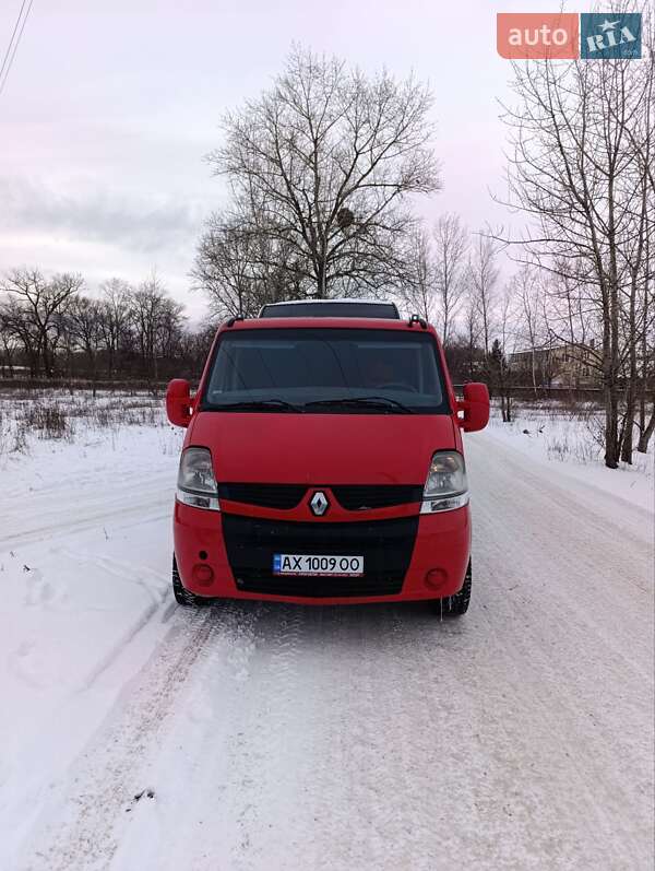 Эвакуатор Renault Master 2008 в Изюме