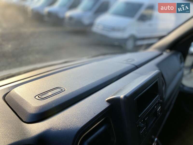 Грузовой фургон Renault Master 2021 в Хусте