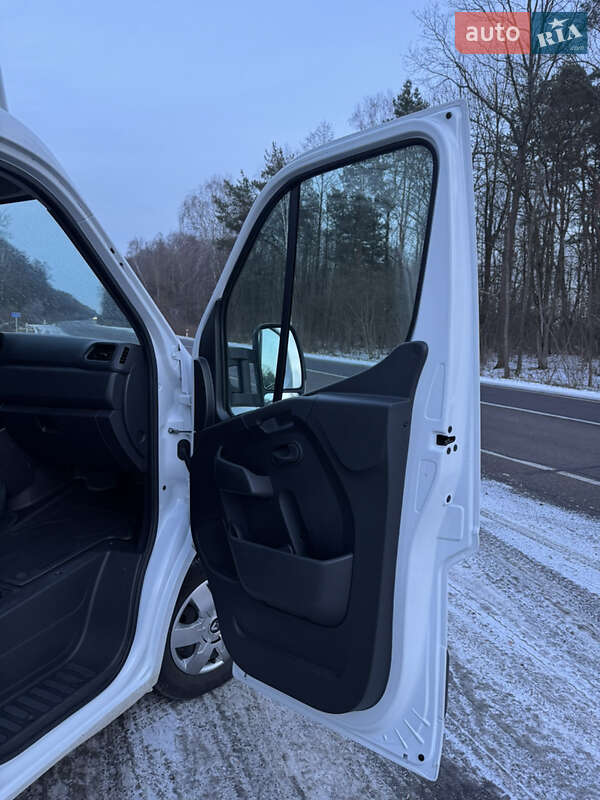 Вантажний фургон Renault Master 2022 в Ковелі