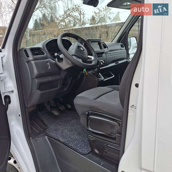 Грузовой фургон Renault Master 2020 в Дубно