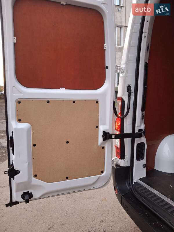 Вантажний фургон Renault Master 2021 в Дубні