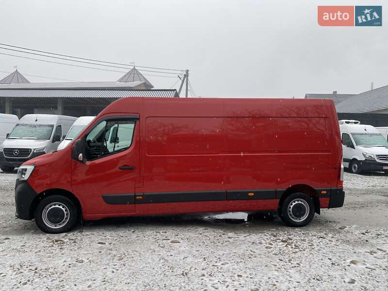 Грузовой фургон Renault Master 2024 в Хусте
