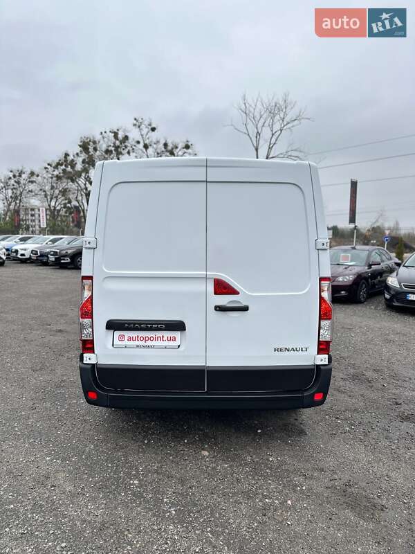 Вантажний фургон Renault Master 2018 в Білогородці