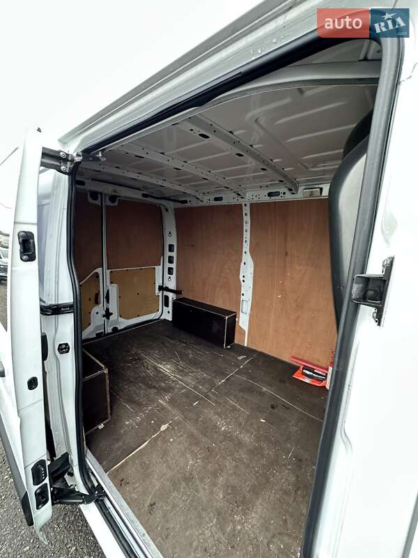 Вантажний фургон Renault Master 2018 в Білогородці