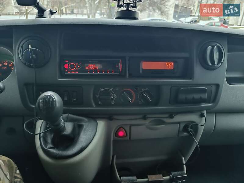 Грузовой фургон Renault Master 2007 в Киеве