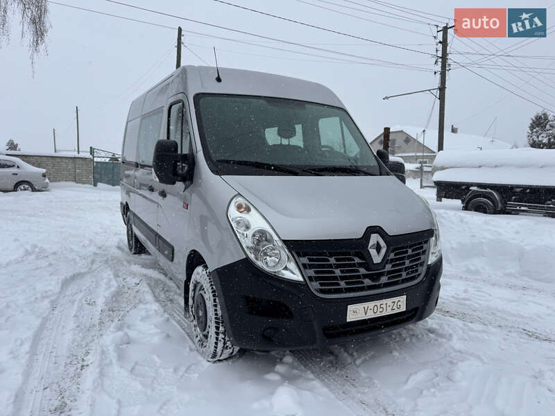 Грузопассажирский фургон Renault Master 2019 в Дубно