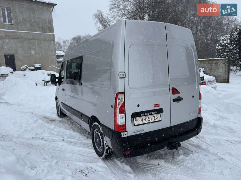 Грузопассажирский фургон Renault Master 2019 в Дубно
