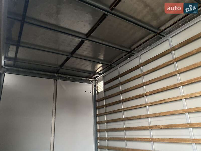 Грузовой фургон Renault Master 2018 в Хусте