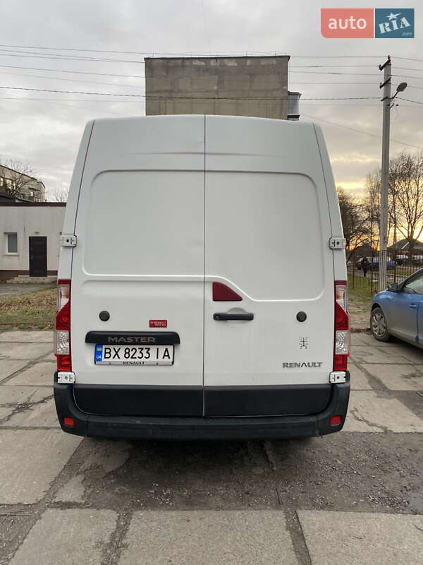 Грузовой фургон Renault Master 2016 в Славуте