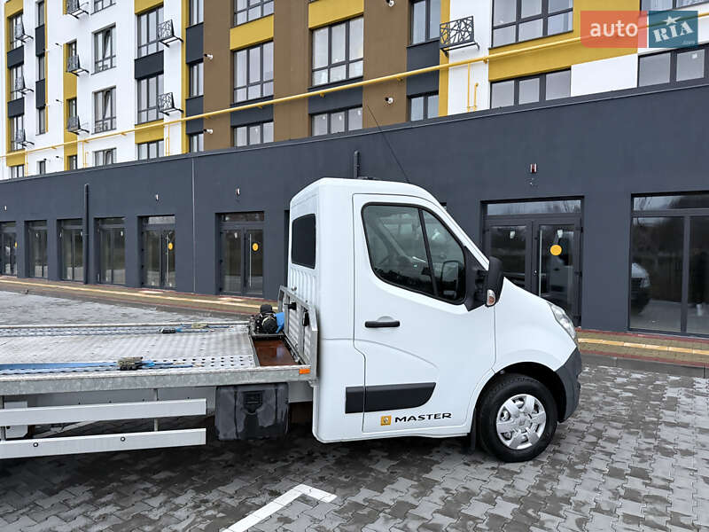 Автовоз Renault Master 2015 в Луцке