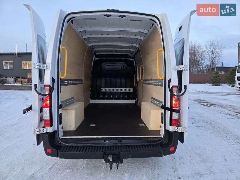 Грузовой фургон Renault Master 2018 в Луцке