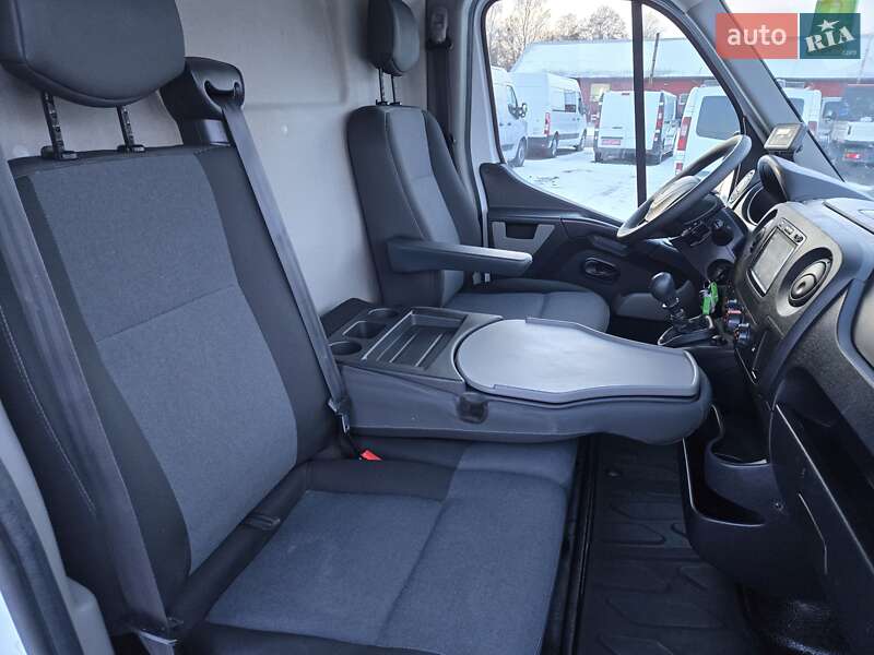 Грузовой фургон Renault Master 2018 в Луцке