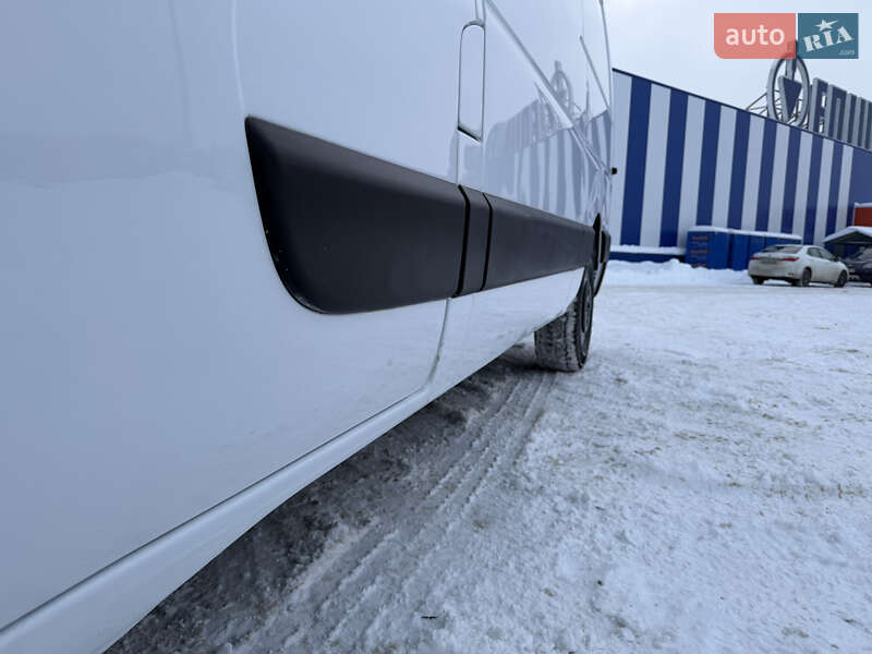 Грузовой фургон Renault Master 2021 в Дубно