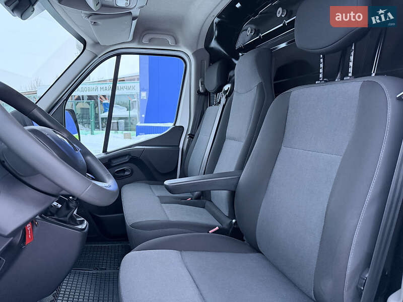 Грузовой фургон Renault Master 2021 в Дубно