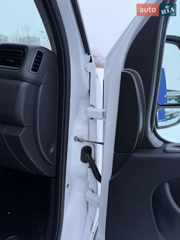 Грузовой фургон Renault Master 2021 в Дубно