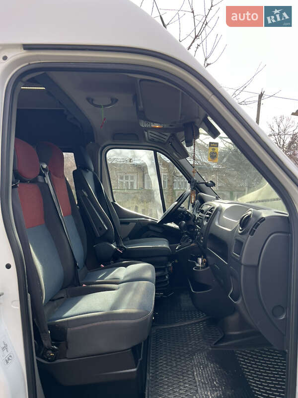 Мінівен Renault Master 2011 в Коломиї