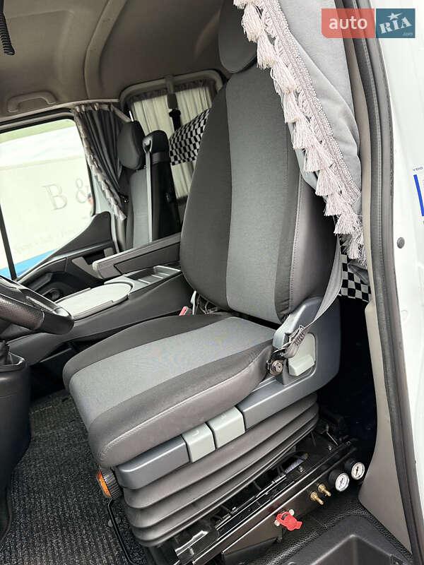 Автовоз Renault Master 2016 в Рівному