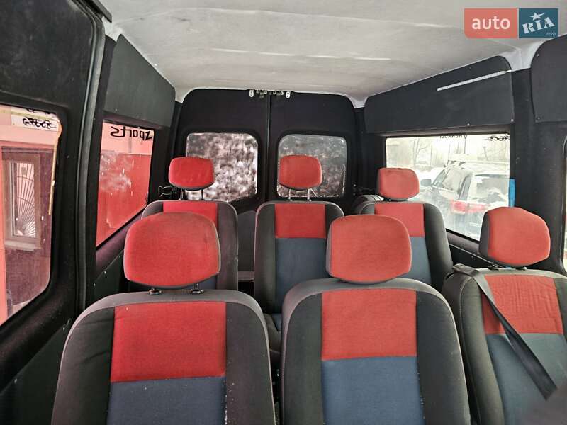 Минивэн Renault Master 2006 в Новом Роздоле