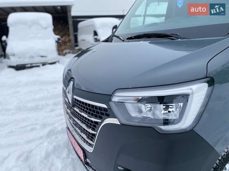 Тентованый Renault Master 2022 в Хусте