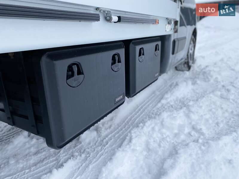 Тентованый Renault Master 2022 в Хусте